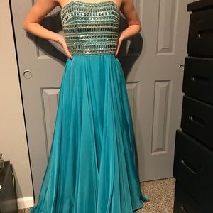 TEAL PROM DRESS